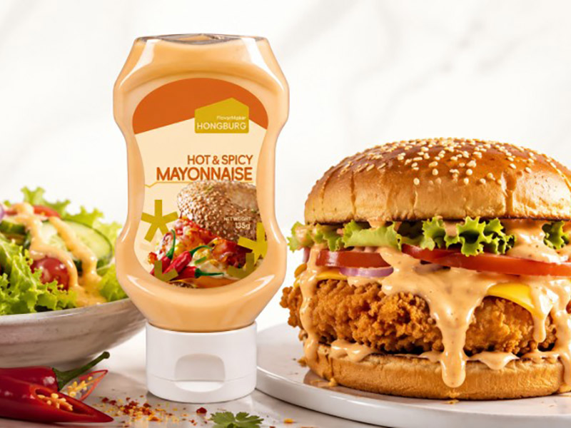 Mayonnaise ທີ່ອຸດົມສົມບູນແລະສີຄີມຮ້ອນແລະເຜັດ